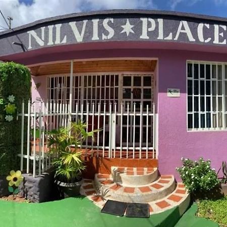 Nilvis Place Hotel San Andres  Exterior photo